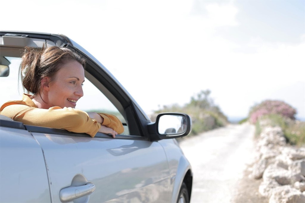 ¿El seguro de coche cubre los daños del acompañante?