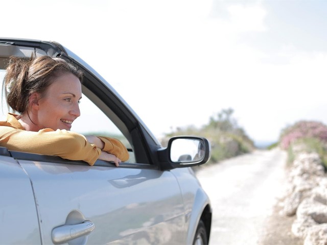 ¿El seguro de coche cubre los daños del acompañante?